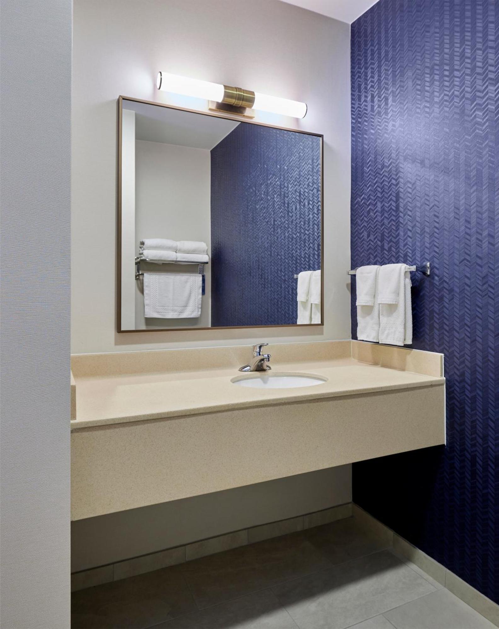 Fairfield Inn & Suites Burlington Exteriör bild