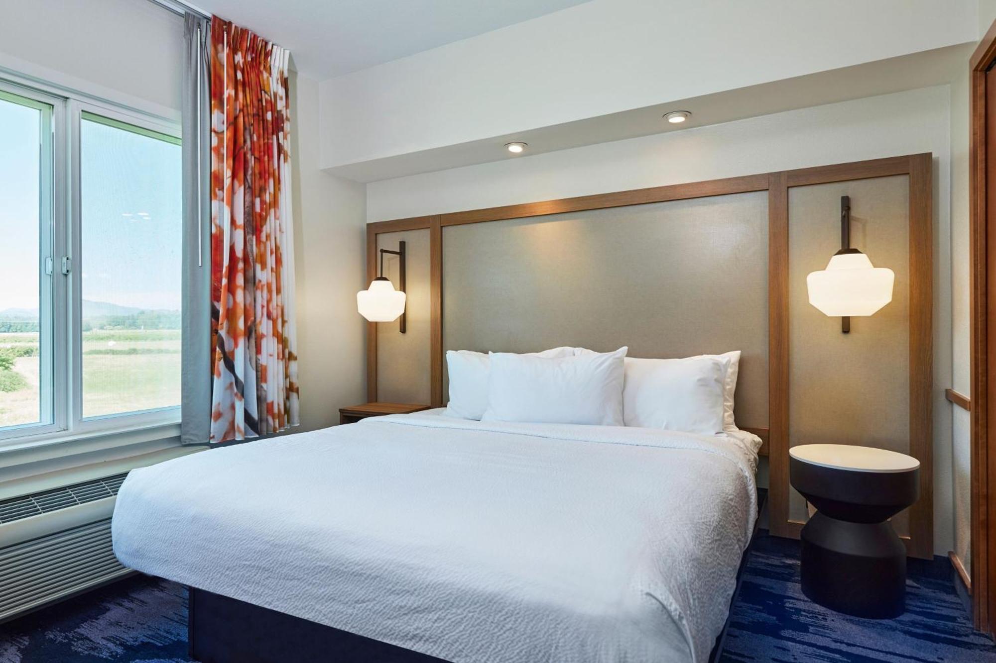 Fairfield Inn & Suites Burlington Exteriör bild